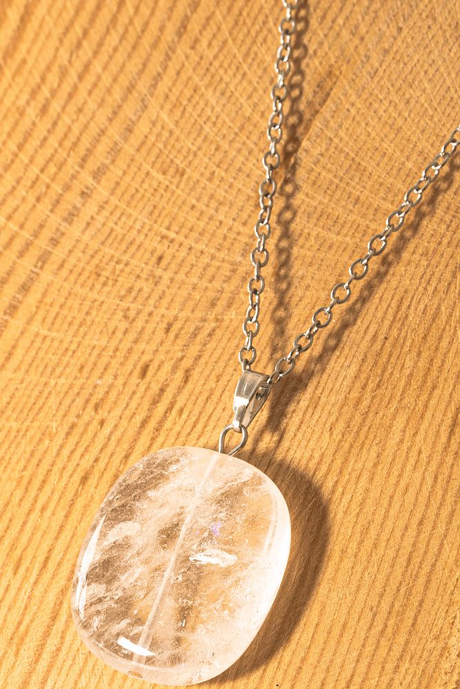 Sertifikalı XL Ham Kristal Kuvars Taşı Kolye