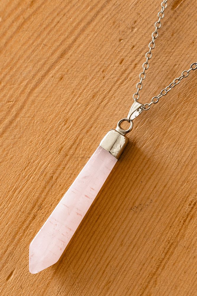 Sertifikalı XL Çivi Model Pembe Kuvars Taşı Kolye (5 cm)