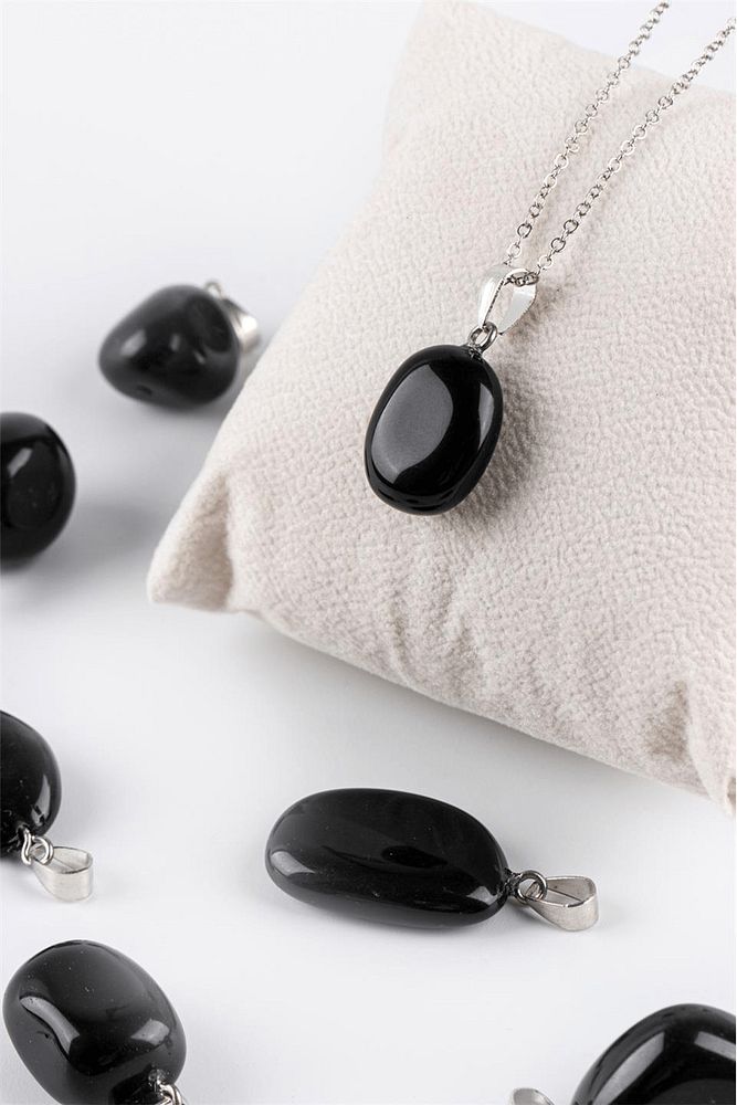 Sertifikalı Tımbıl Model Siyah Turmalin Taşı Doğal Taş Kolye - Gümüş Aparatlı