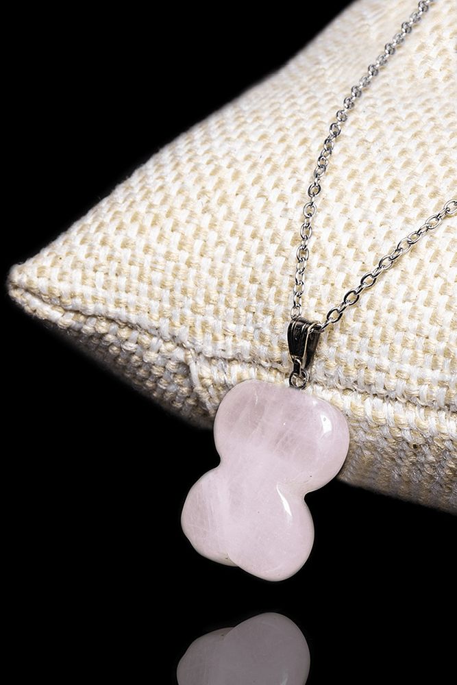 Sertifikalı Yonca Model Doğal Pembe Kuvars Taşı Kolye