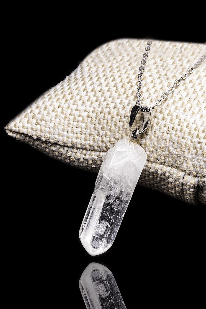 Sertifikalı Ham Işlenmemiş Kristal Kuvars Taşı Kolye