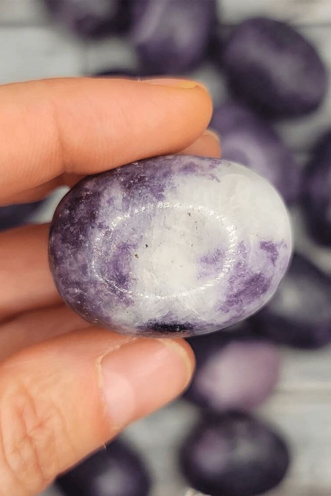 Sertifikalı Doğal Lepidolit Taşı Kütle 25-30 mm – Dinginlik ve Ruhsal Barış Taşı