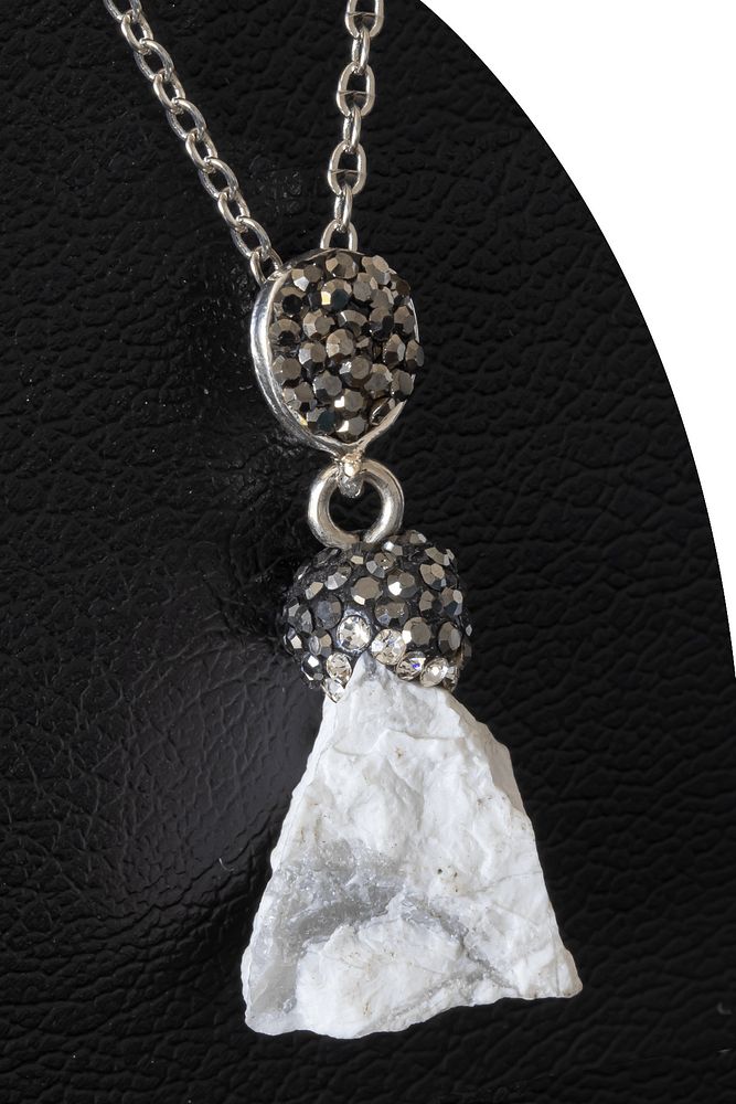 Sertifikalı Zirkon Taşlı Model Havlit Taşı Kolye (Ham İşlenmemiş)