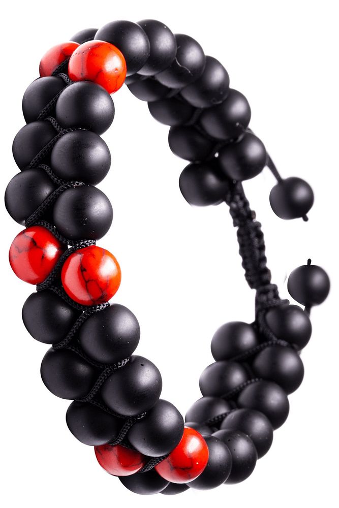 Makrome Çift Sıra Oniks Taşı Ve Kırmızı Mercan Bileklik