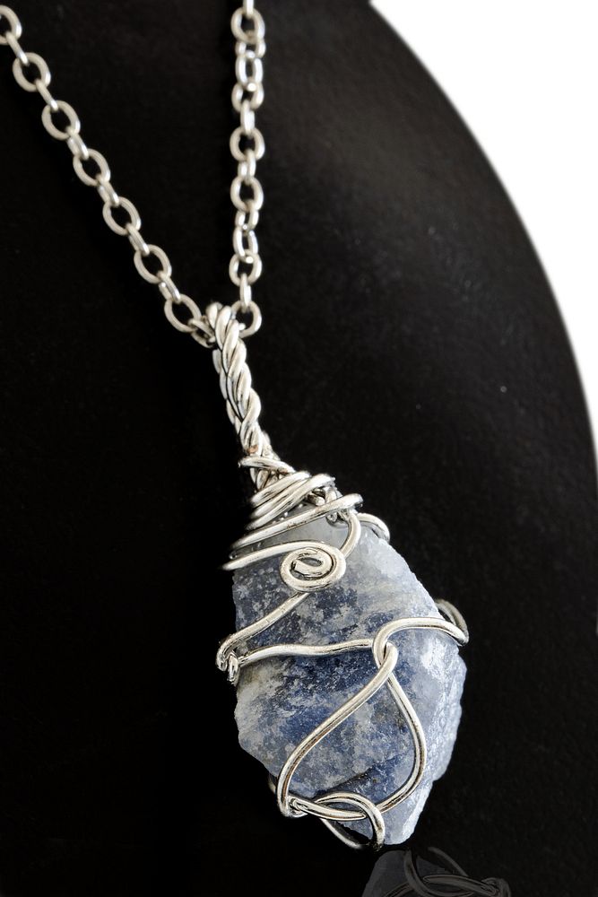 Sertifikalı Ham İşlenmemiş Tel Sargılı Angelit - Melek Taşı Kolye