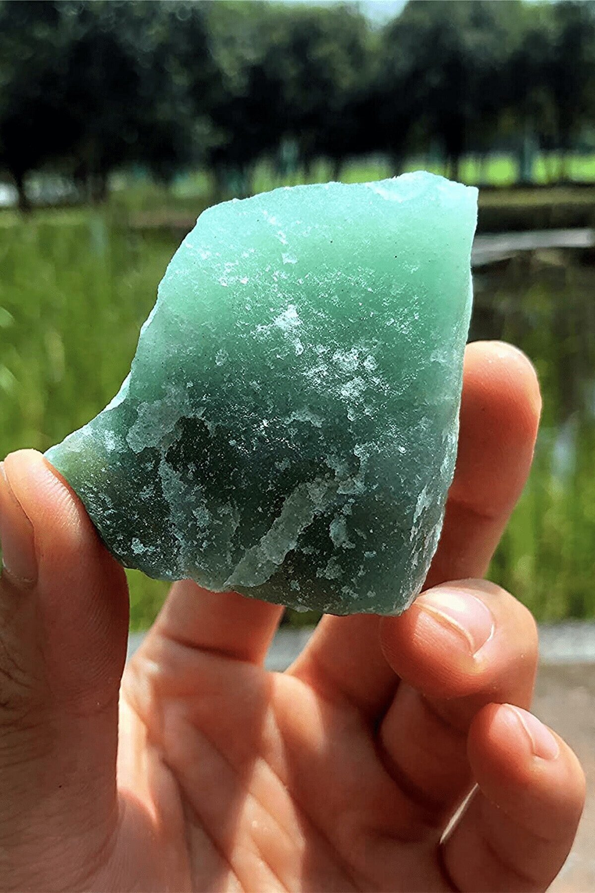 Sertifikalı Ham Işlenmemiş Aventurin Taşı Kütle Doğal Yeşil Renk