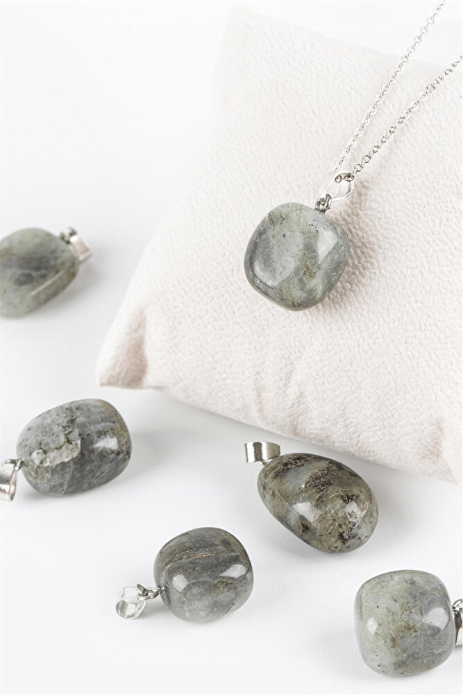 Sertifikalı Tımbıl Model Labradorit Taşı Doğal Taş Kolye (GÜMÜŞ APARATLI)