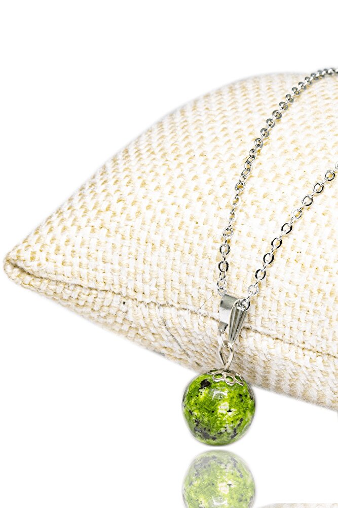 Sertifikalı Fasetli Doğal Yeşim Taşı Kolye