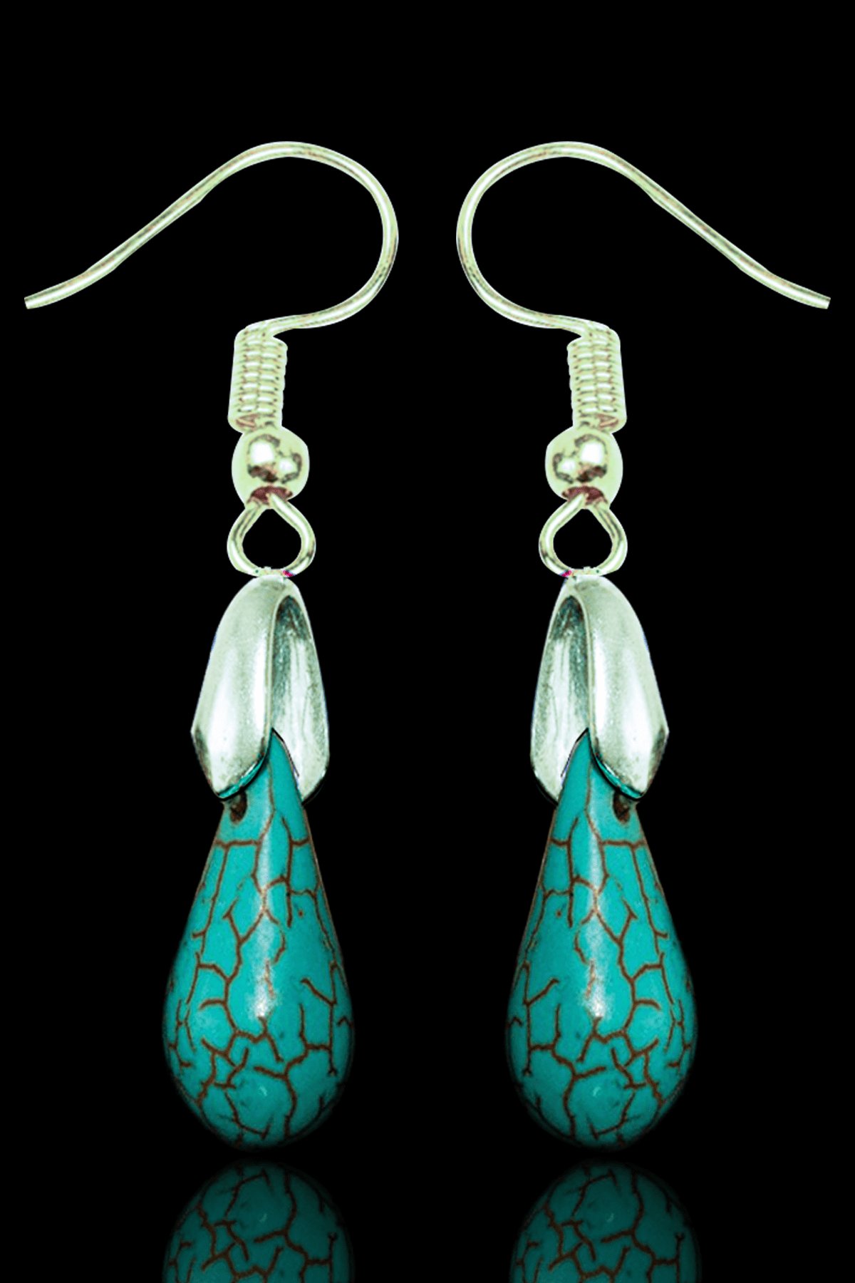 Sertifikalı Damla Kesim Firuze Taşı Küpe - Gümüş Aparatlı