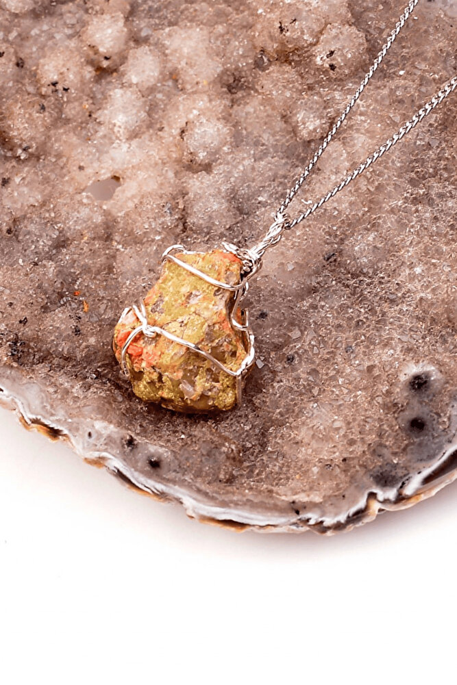 Sertifikalı Tel Sargılı Ham İşlenmemiş Unakit Taşı Kolye