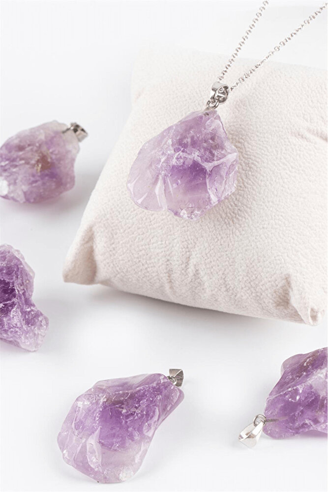 Sertifikalı Ham Işlenmemiş Ametist Taşı Kolye (GÜMÜŞ APARATLI)