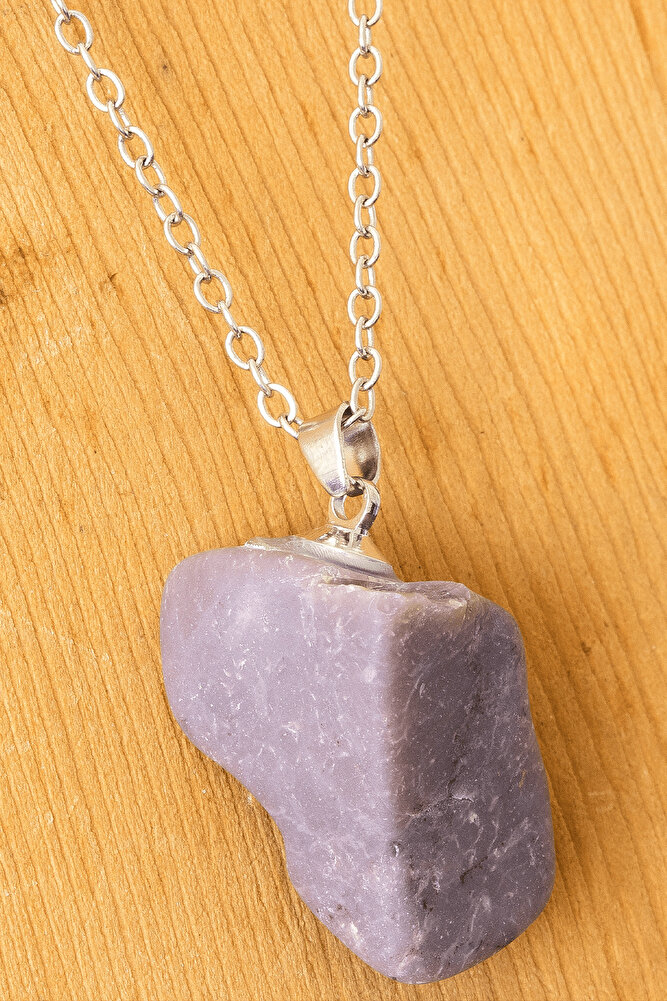 Sertifikalı Ham İşlenmemiş Açık Mor Çeroit Taşı Kolye