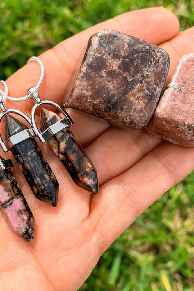 Sertifikalı Gerçek Çivi Model Rodonit Taşı Kolye (RODOKROZİT TAŞI)