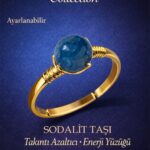 Sertifikalı Takıntı Azaltıcı Enerji Yüzüğü – Sodalit Taşı Ayarlamalı Gold İnce Kasa Kova Yay Başak