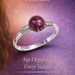 Sertifikalı Algı Değişikliği Enerji Yüzüğü – Kırmızı Kuvars Ayarlamalı İnce Kasa Koç Yay Akrep Burcu